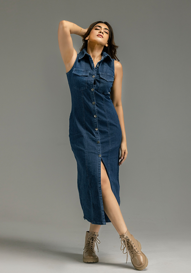 SLEEVELESS DARK BLUE DENIM DRESS